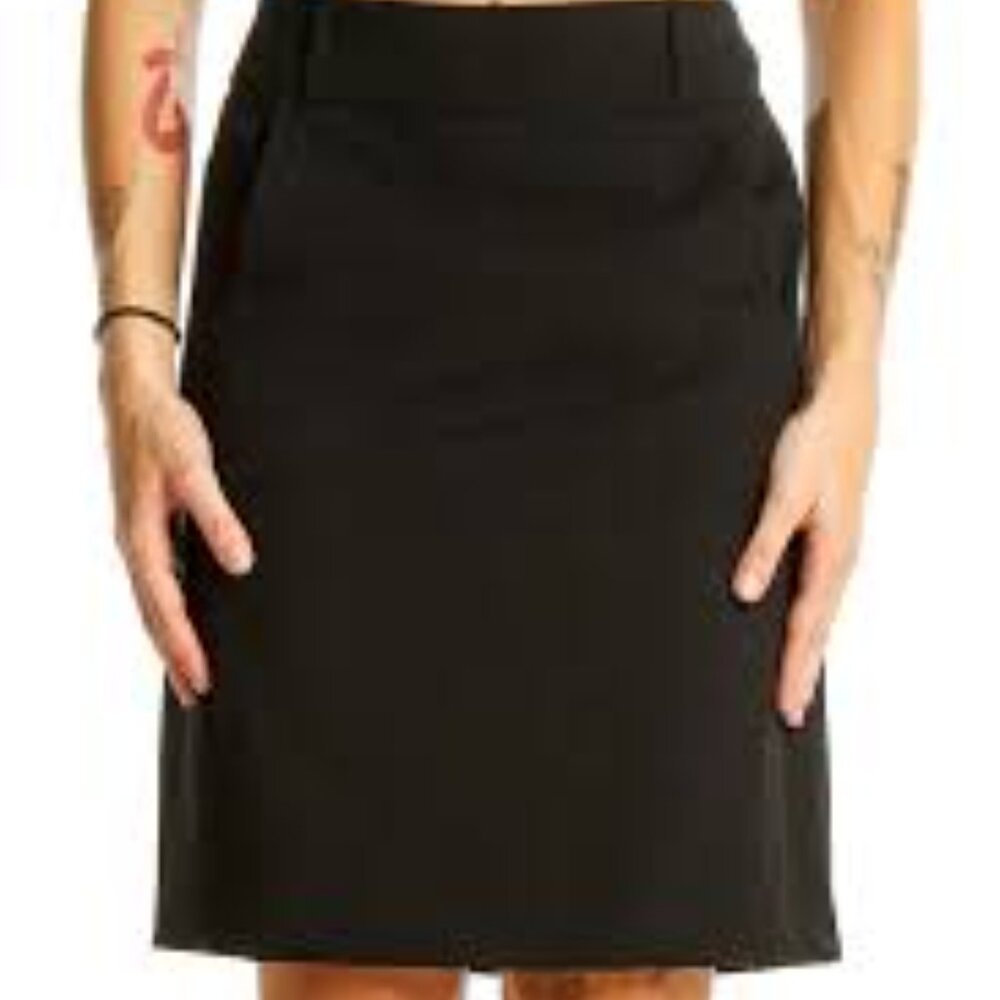 NWT Daisy Fuentes Classic Black Pencil Skirt